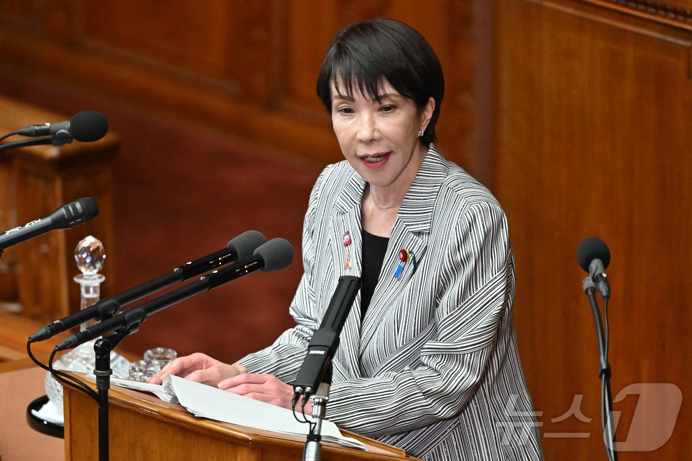 일본 자민당 총재 다카이치, 압승 속 한일관계 시험대 오를 듯