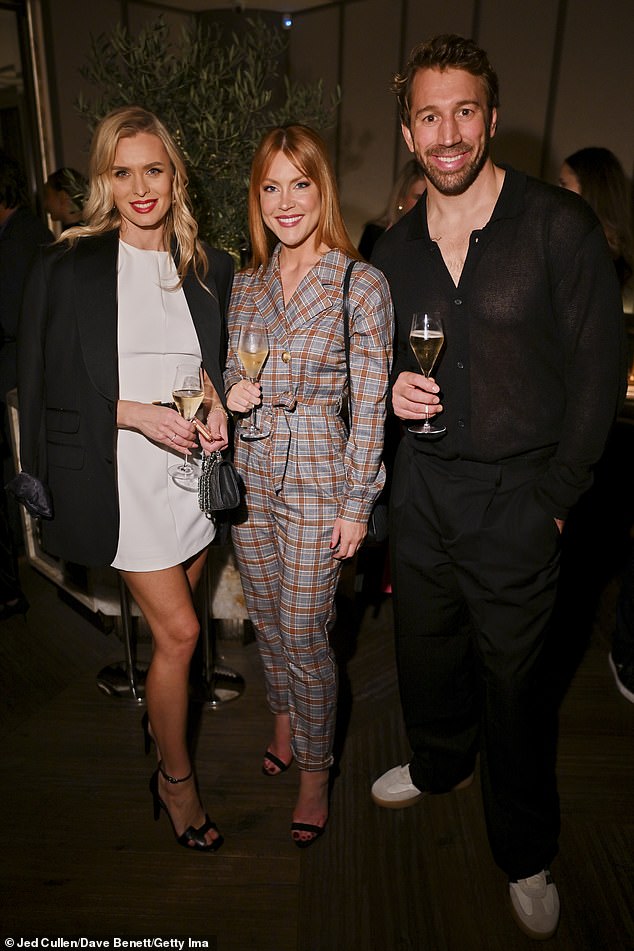 strictly-s-nadiya-bychkova-enjoys-night-out-with-chris-robshaw-and-his