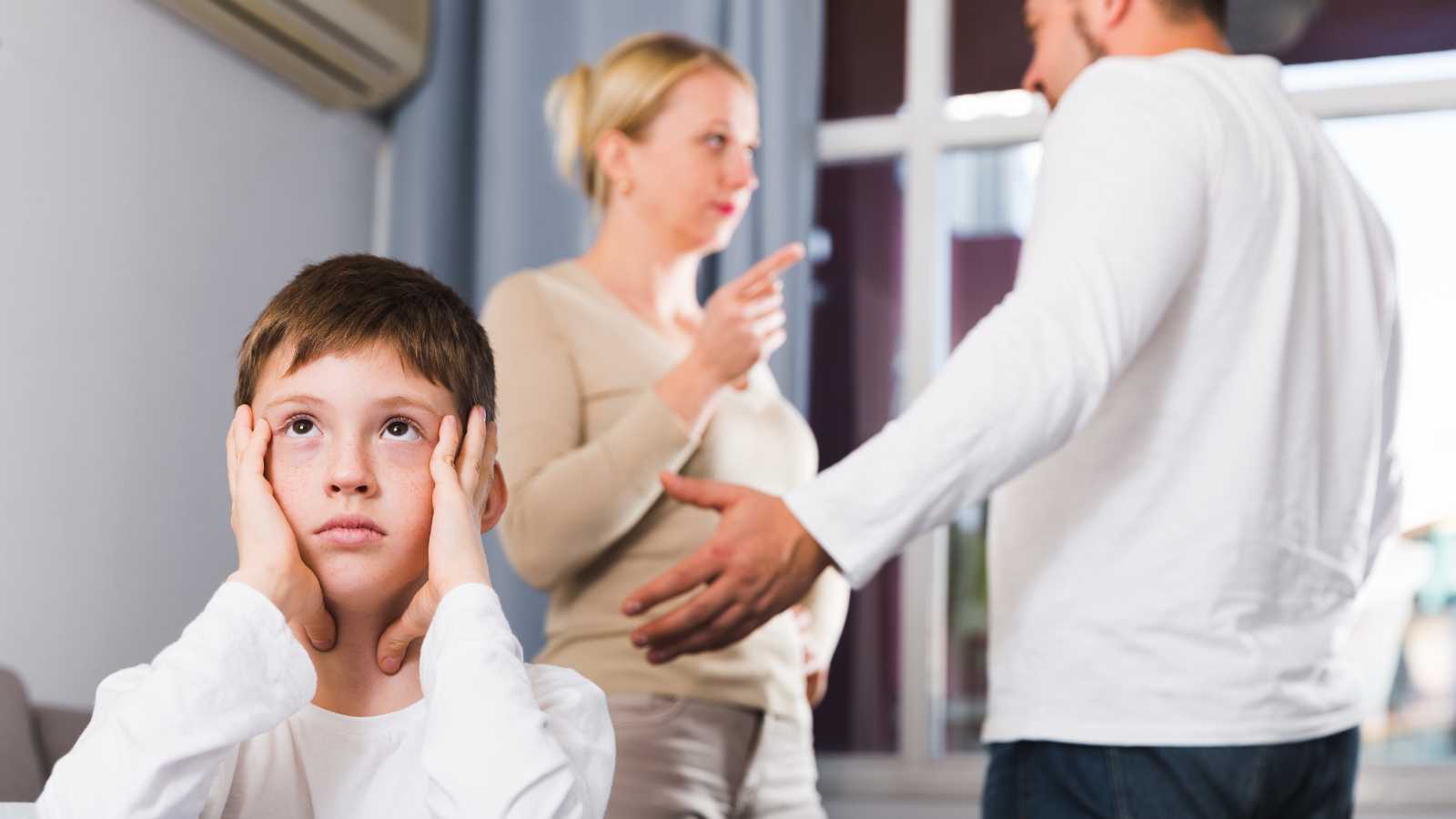 10 subtle signs that your upbringing was marked by poor parenting