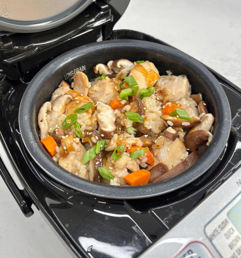 I Cook For A Living & I'm Begging You To Start Using Your Rice Cooker ...