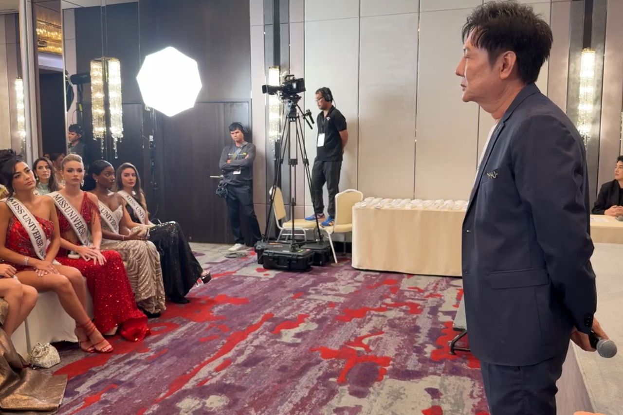 Miss Universe Thailand/Facebook Nawat Itsaragrisil.