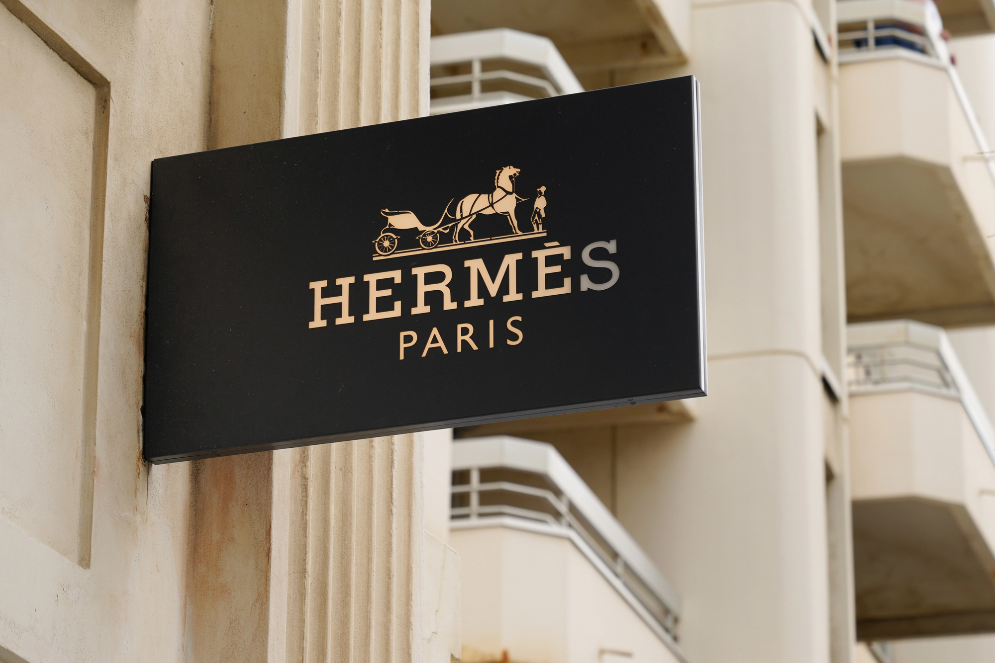 Old-Money Brands That Time Can’t Erase