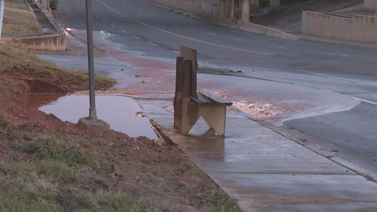 Water main break near NW 84th and Western