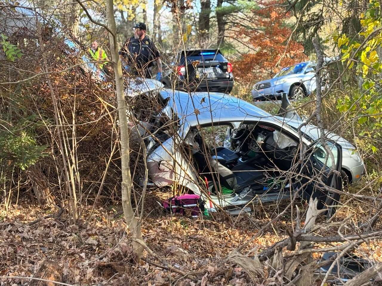Avon firefighters rescue two trapped in car after Lovely St. crash ...