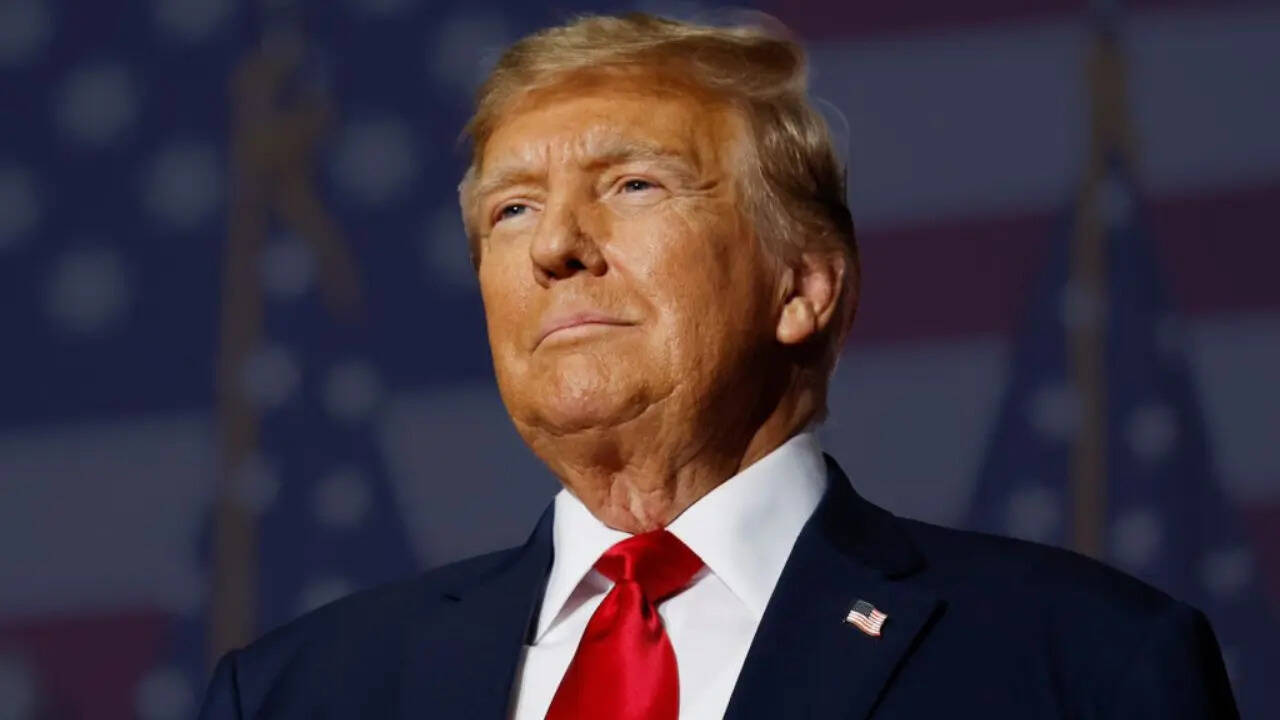 Donald Trump Appears Sweaty During ‘60 Minutes’ Interview, Prompting ...