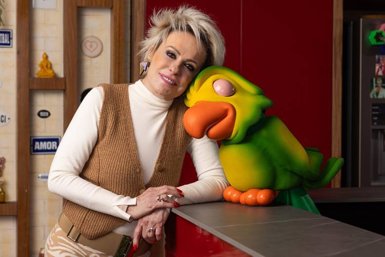 Ana Maria Braga lamenta morte de cantor