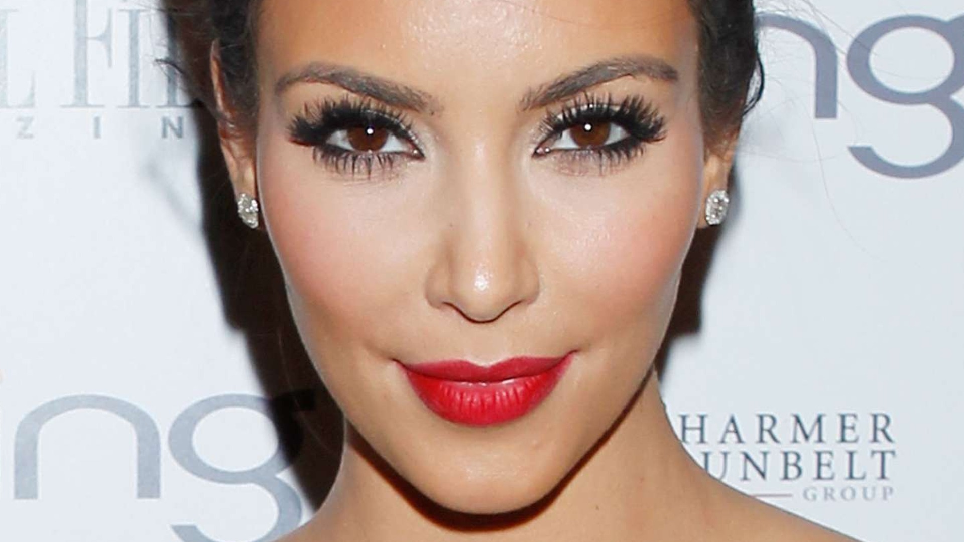 Kardashian Makeup Mistakes That Will Haunt Them Forever