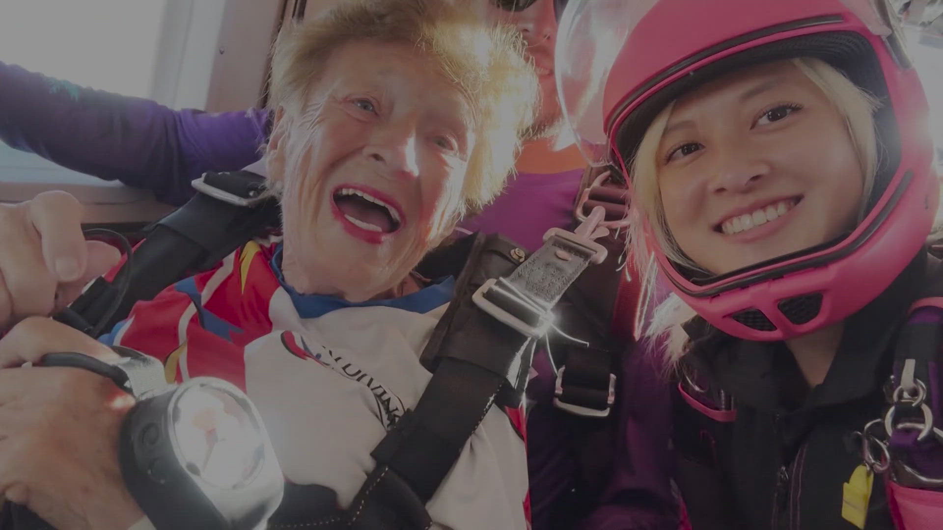 Florida woman goes skydiving for 999th time