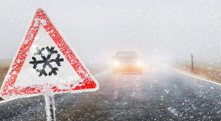 Winter tightens its grip as polar vortex reappears
