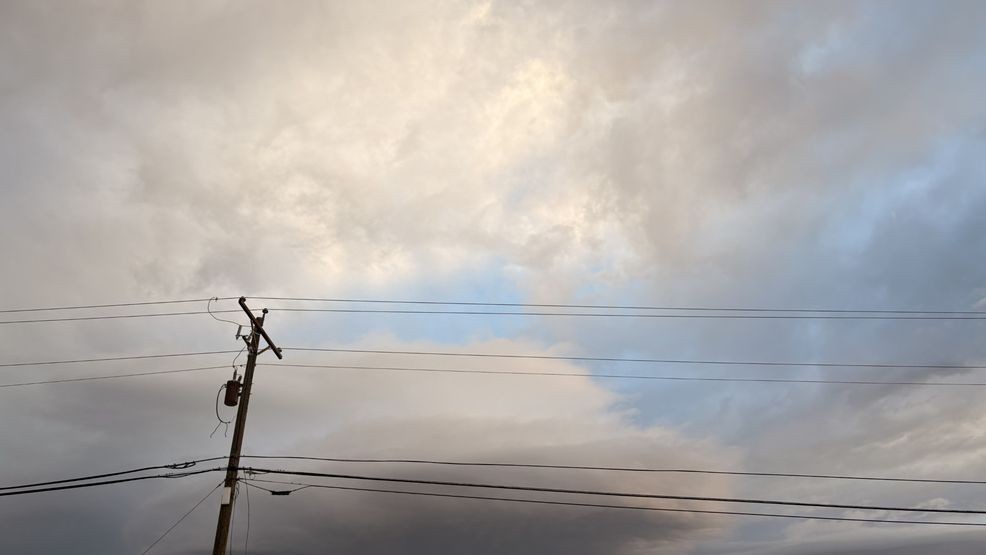 Whipping winds knock out power for 30K residents in northern Nevada