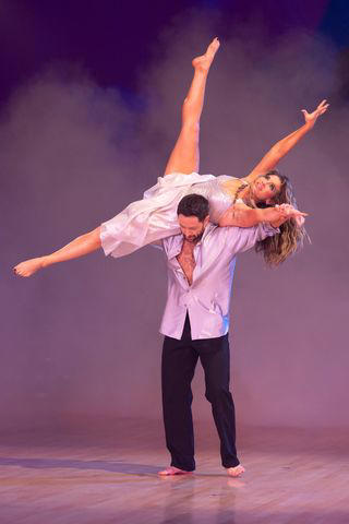 Danielle Fishel’s Husband Jensen Karp Shares Heartfelt Tribute After