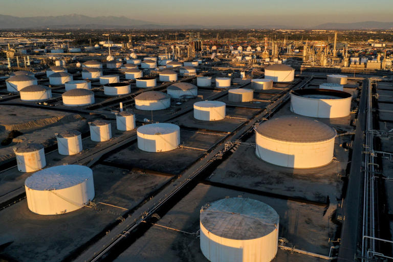 U S Crude Oil Stockpiles Post Large Increase