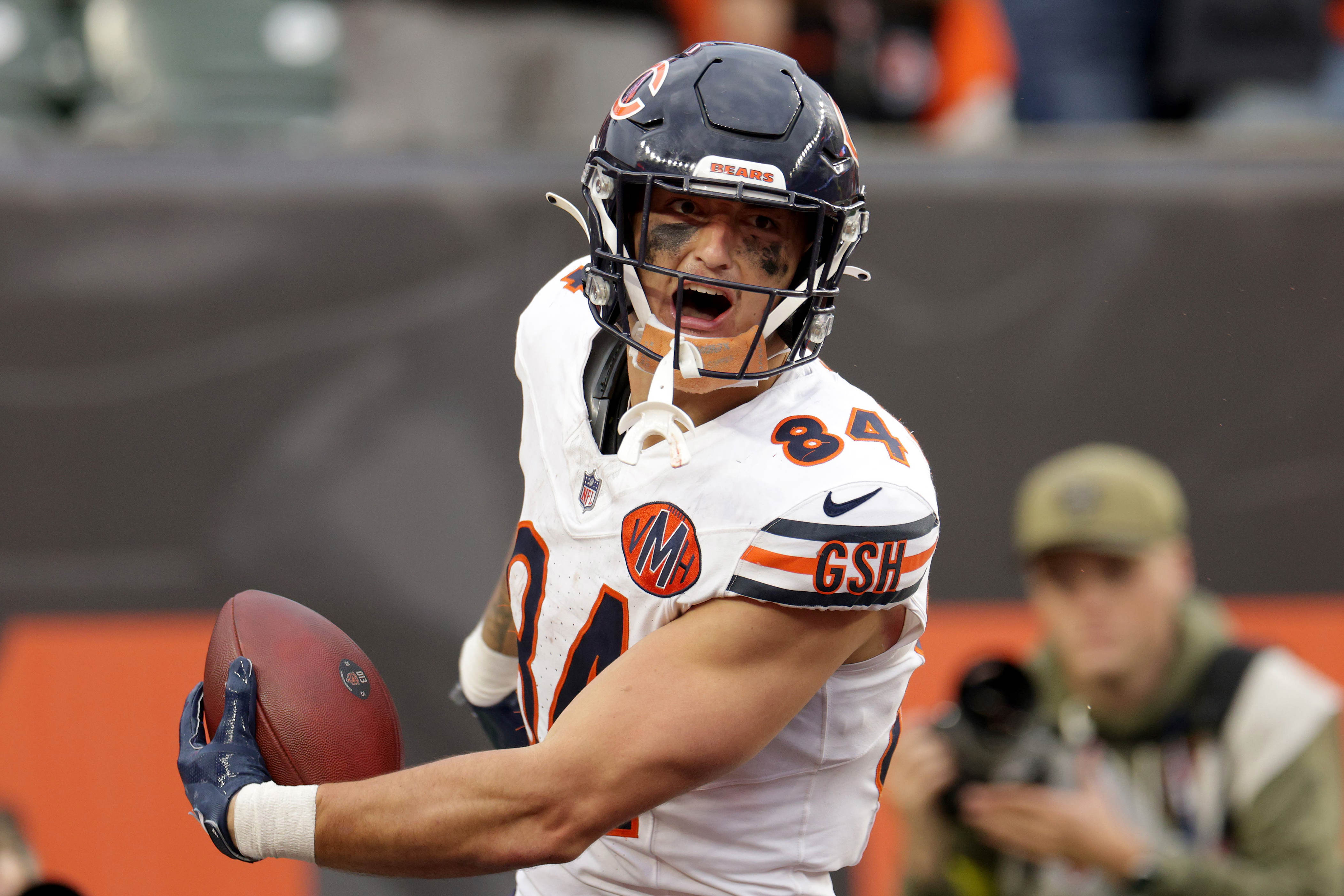 Bears announce major Colston Loveland news before Giants Game