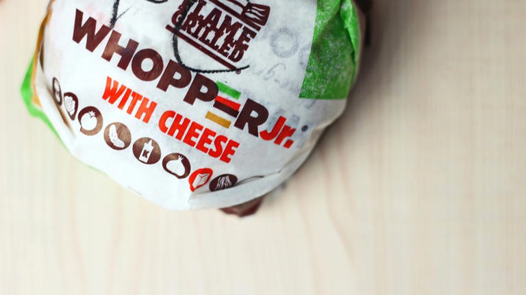 The Actual Difference Between Burger King's Whopper And Whopper Jr.