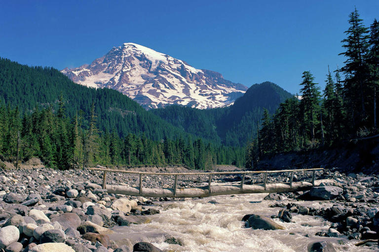 Popular national park hiking trail to waterfall closed for months