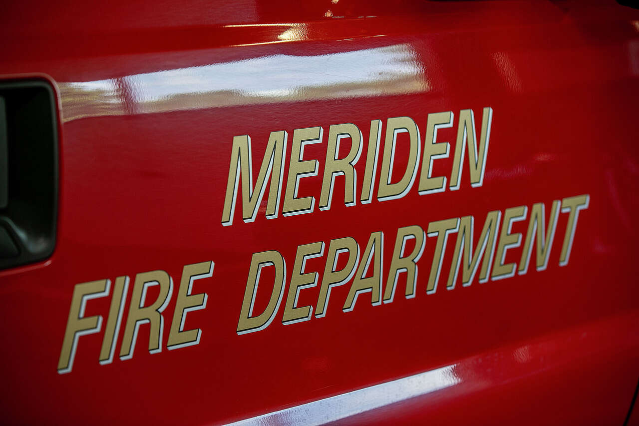 2 families displaced by Meriden fire; out-of-service hydrant prompts second alarm, official says