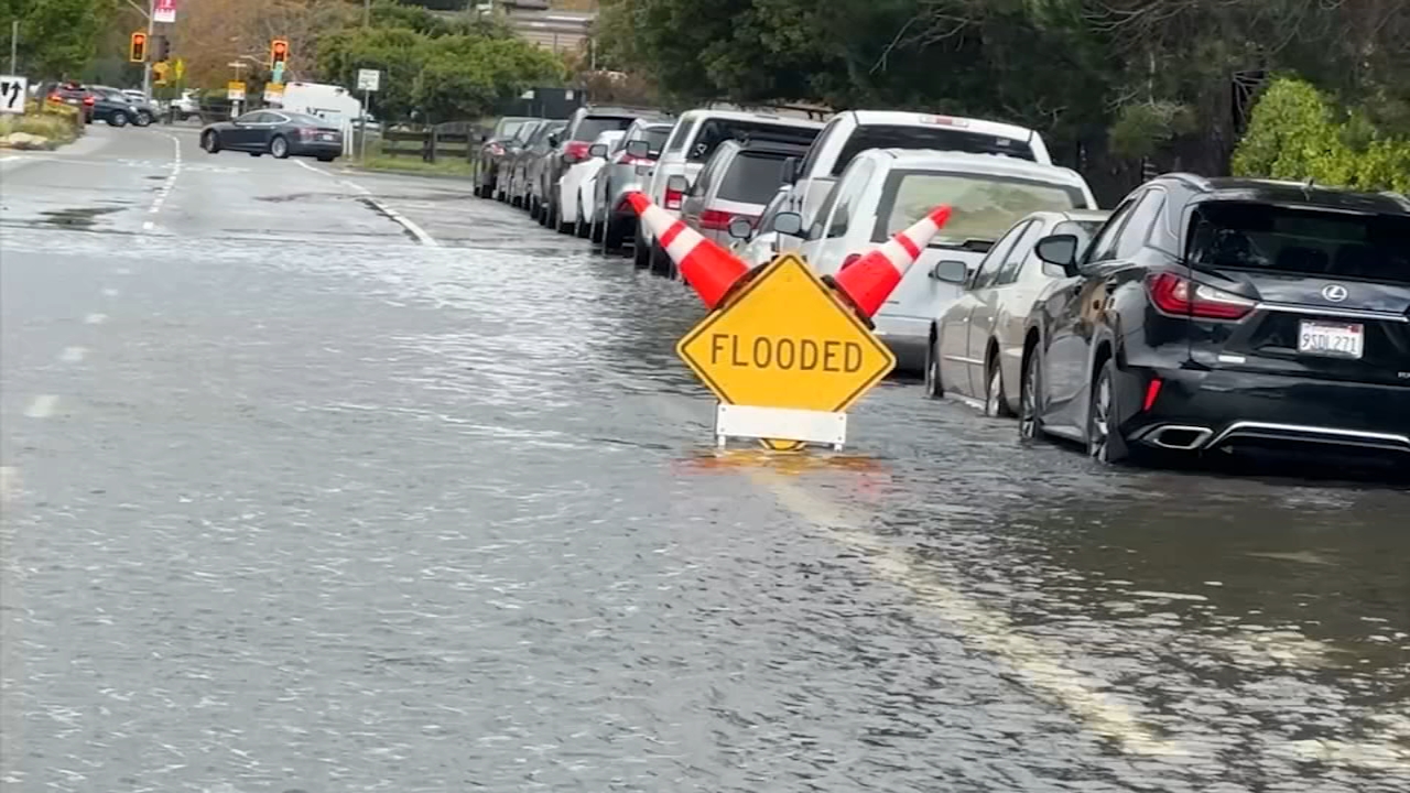 Bay Area atmospheric river: Damaging winds, rain lead to power outages ...