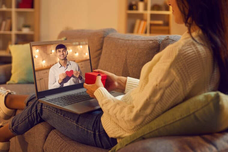 9 Little Things That Make Long-Distance Easier