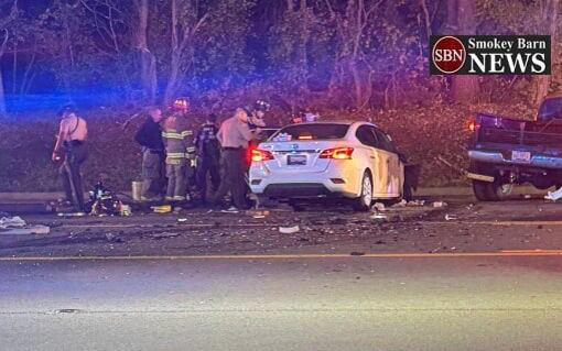 Deadly crash closes highway in Robertson County