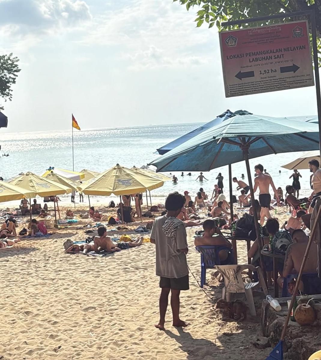 8 Potret Choo Young Woo di Bali 2025, Pemulihan Sambil Bekerja 6 AA1PTLMD