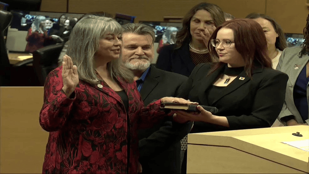 Kara Kelley sworn in as new councilwoman for Las Vegas Ward 2 ...