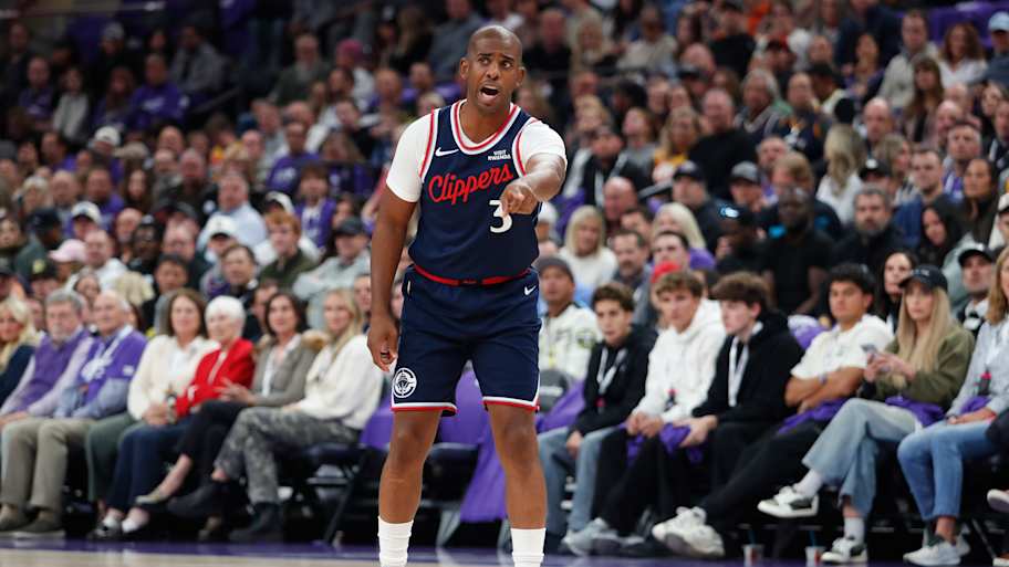 Ty Lue may come to painfully obvious realization that Chris Paul needs ...