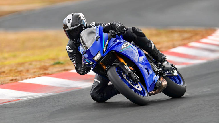 Watch Out Suzuki, The New Yamaha R7 Is Here In America At A Competitive ...