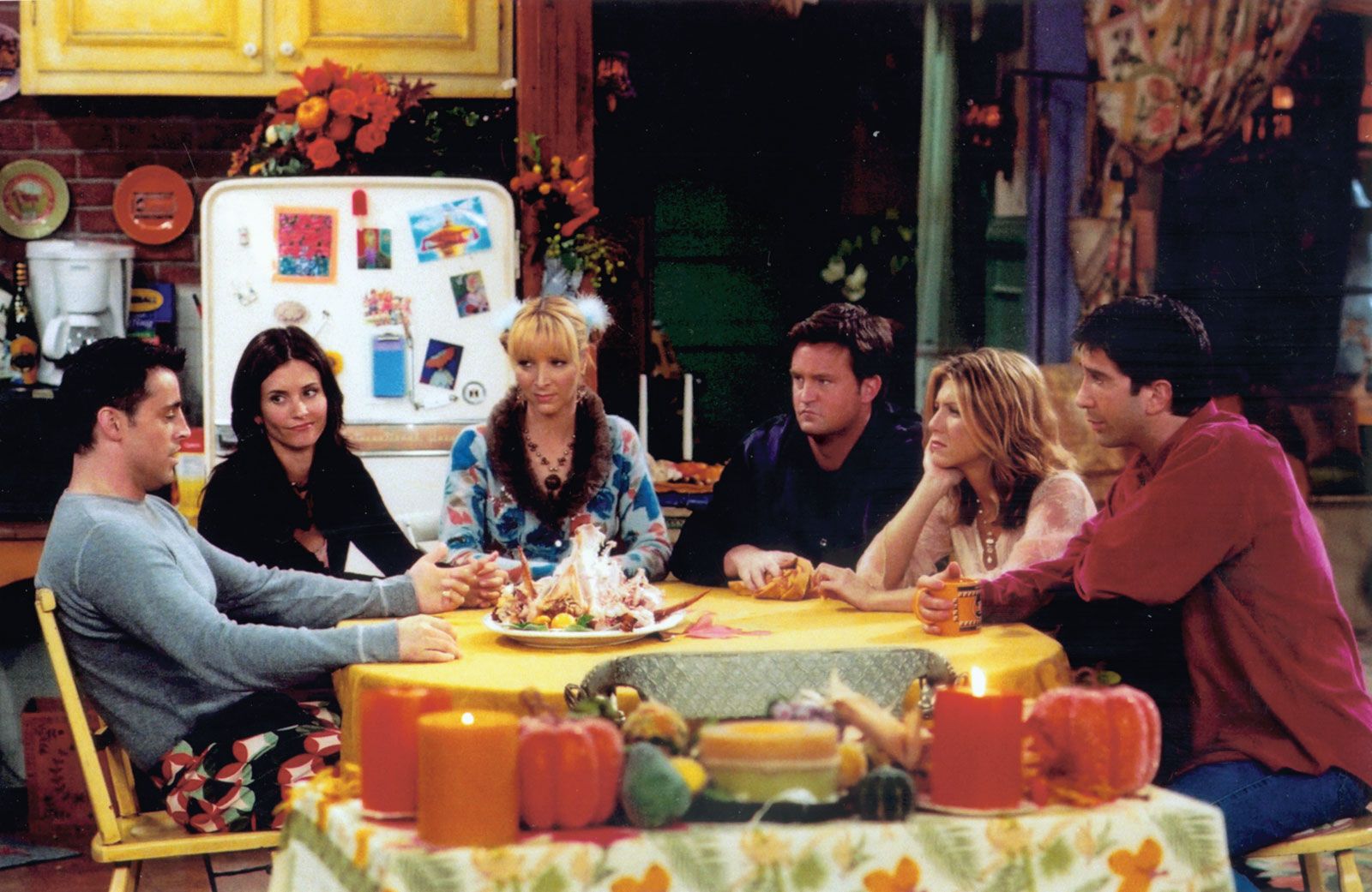 25 Greatest Thanksgiving Episodes from Sitcoms to Watch With Your ...