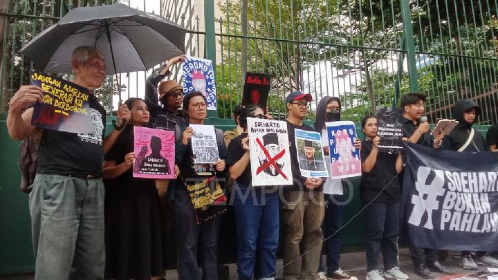 Ketua MPR Tetap Yakin Pemerintah Boleh Beri Gelar Pahlawan ke Soeharto