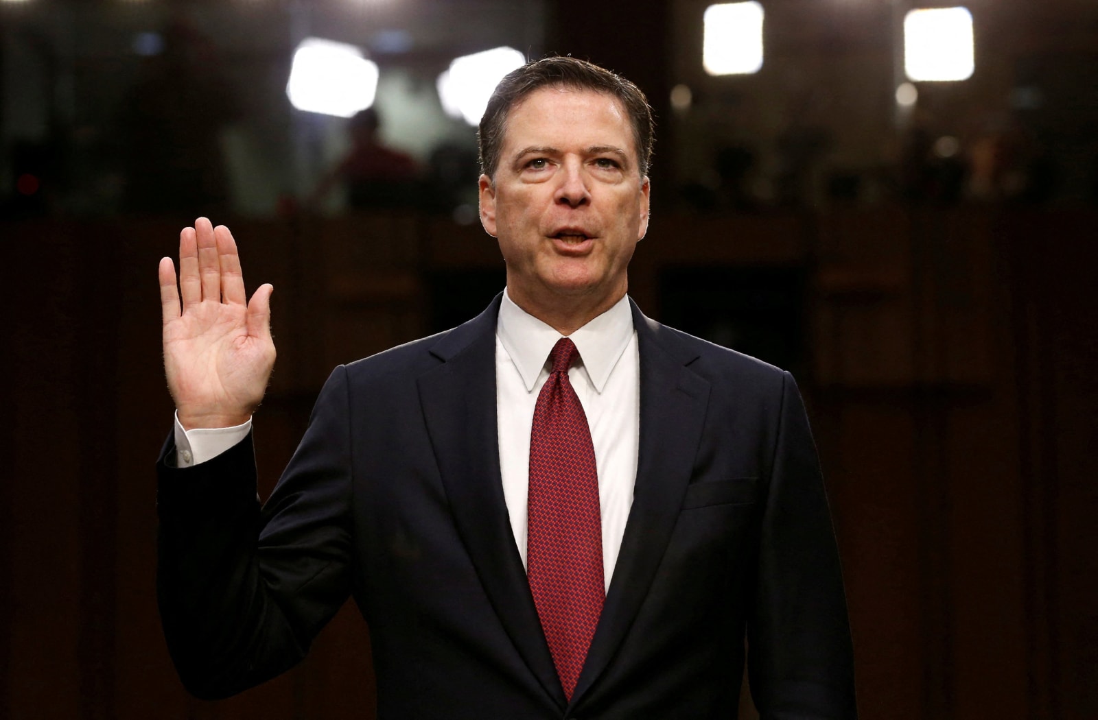 Expert shows how Comey can use 'damning' evidence to make case 'go away'