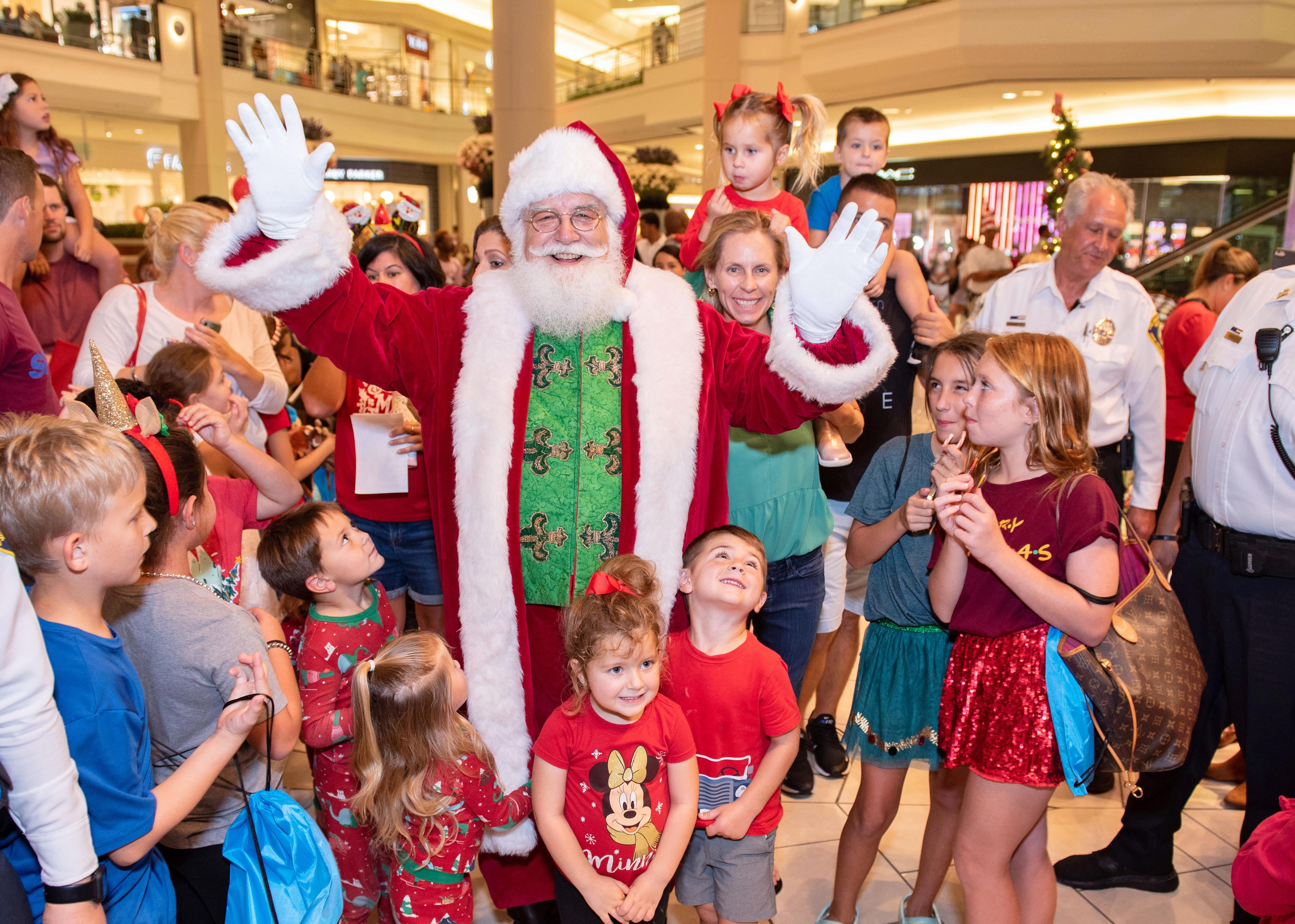 Top Palm Beach County spots for Santa Claus meet-and-greet this season