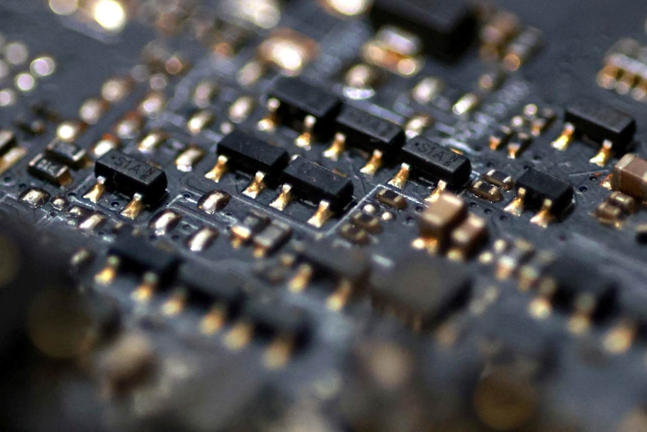 Tech, media & telecom roundup: Market talk<br><br>