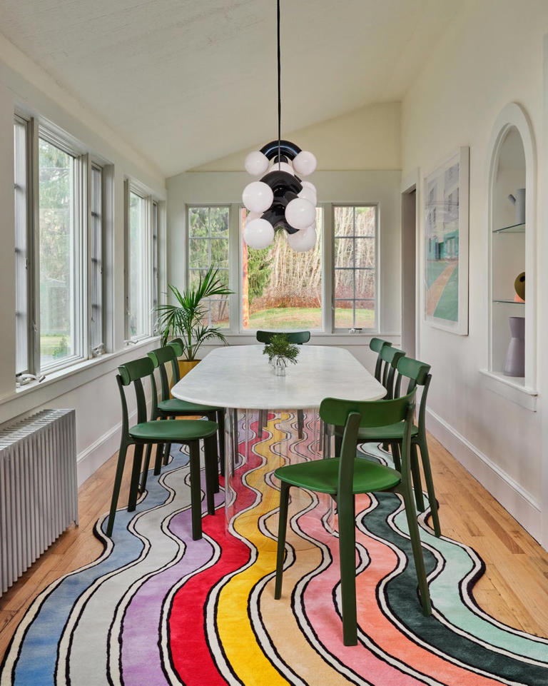 Are you getting your dining room lighting right? These homes show how ...