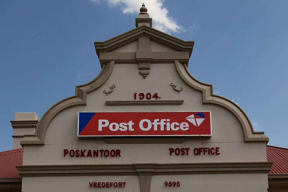 Post Office continues its battle against couriers in South Africa