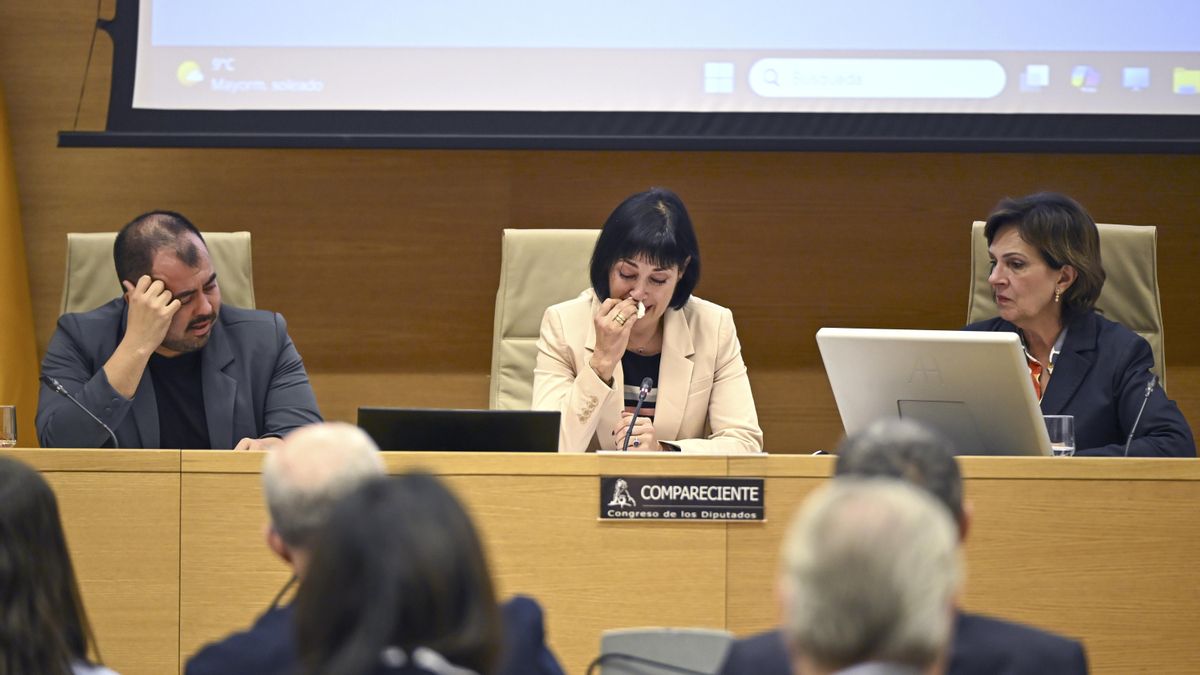 Una víctima de la dana ruega a PP y Vox que la aplaudan y ellos lo ...