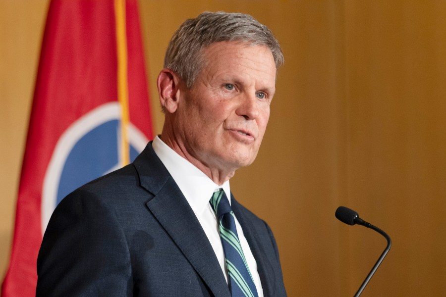 Gov. Bill Lee announces $1 billion investment, 203 new jobs in Oak Ridge