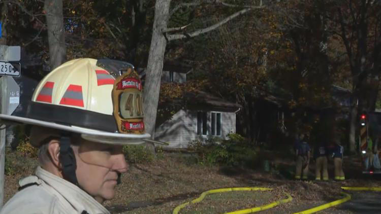 House fire in Herndon leaves 2 dead