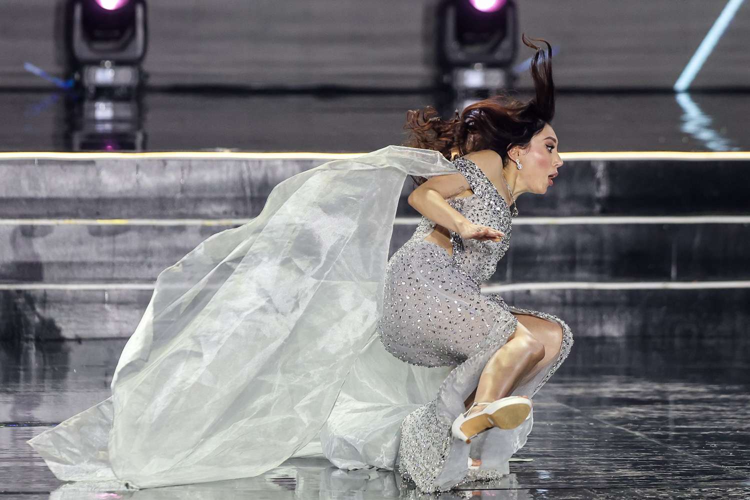 Ukrainian Beauty Queen Suffers Gnarly OnStage Fall During Miss Earth