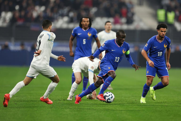 Kanté regresa mientras Francia busca asegurar su plaza en el Mundial.