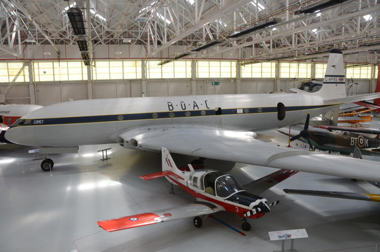 Last Surviving Short-Fuselage de Havilland Comet 1XB Transferred from ...