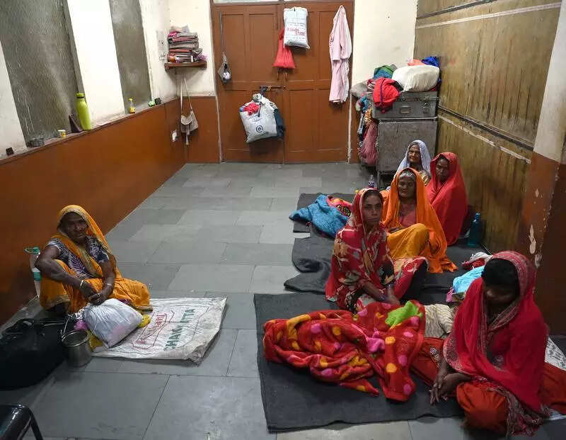 250 new shelters to protect homeless