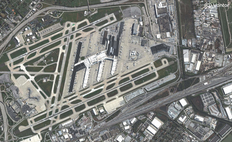 Satellite photos show before and after of UPS plane crash site in ...