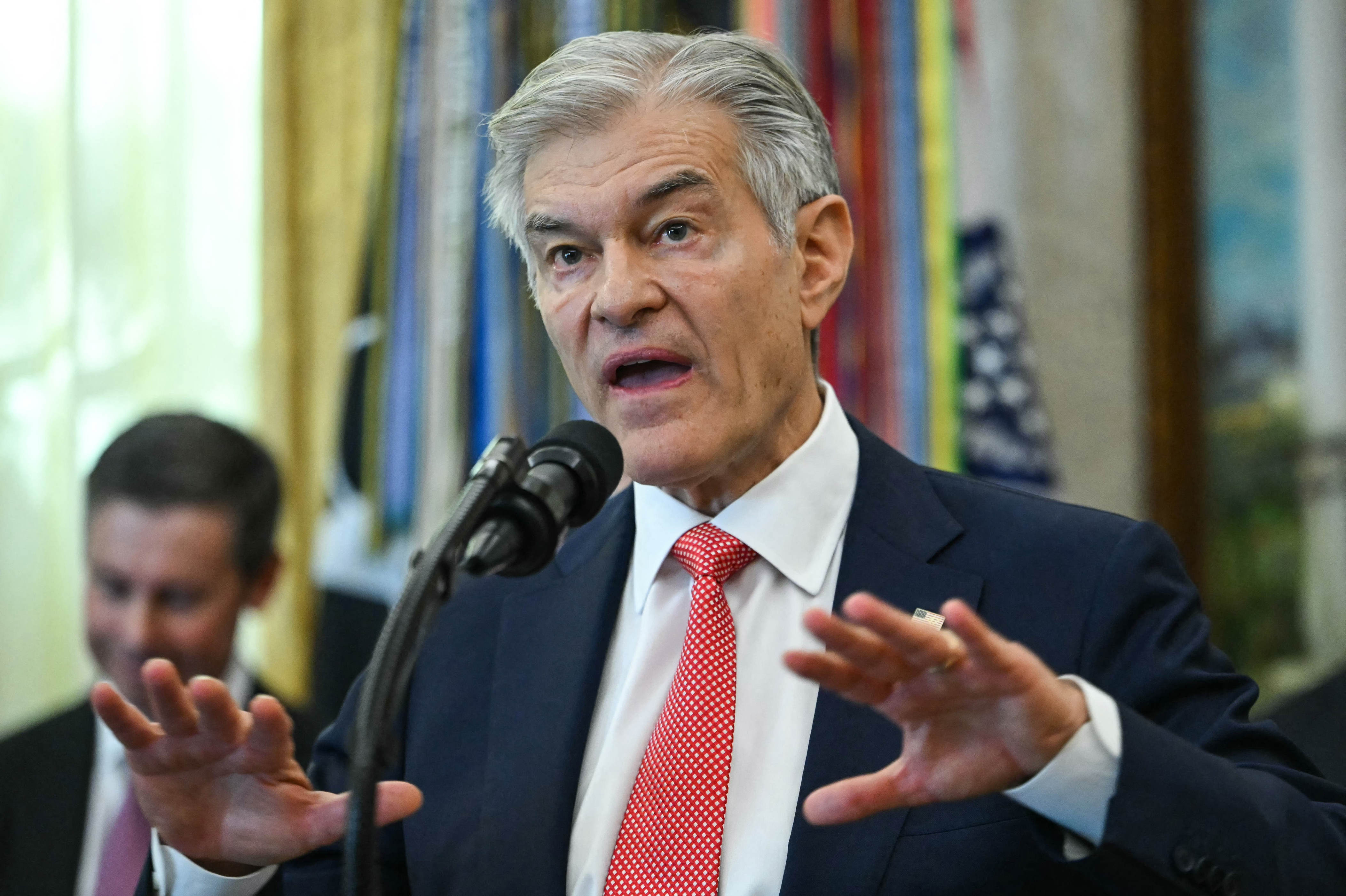 Dr. Oz Says Americans Will Lose ‘135 Billion Pounds’ With Weight Loss