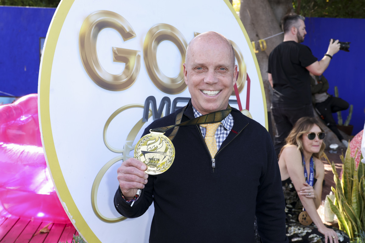 Olympic Gold Medalist Scott Hamilton Opens Up About Brain Tumor