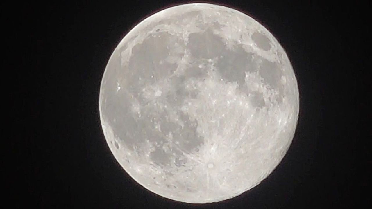 Beaver Moon: Largest, brightest supermoon of year lights up night sky