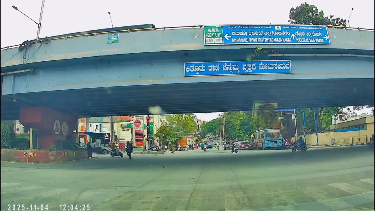 Scooter Rider Narrowly Escapes After Jumping Red Light and Crashing in ...
