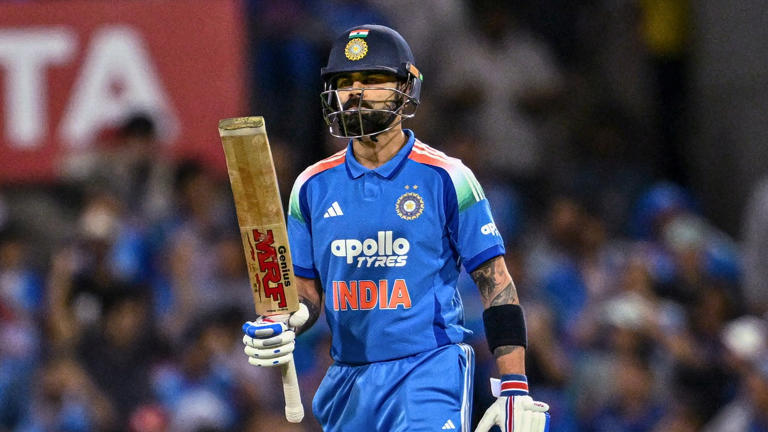 Steve Waugh ends the debate, calls Virat Kohli greatest ODI player of ...