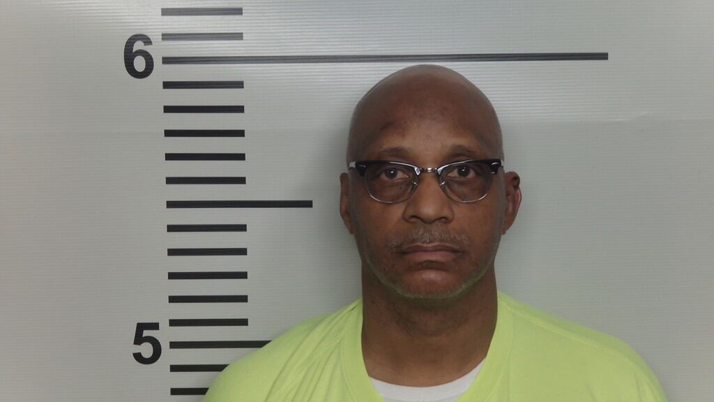 Man arrested in connection to shooting that injured 2 at Shawnee Park