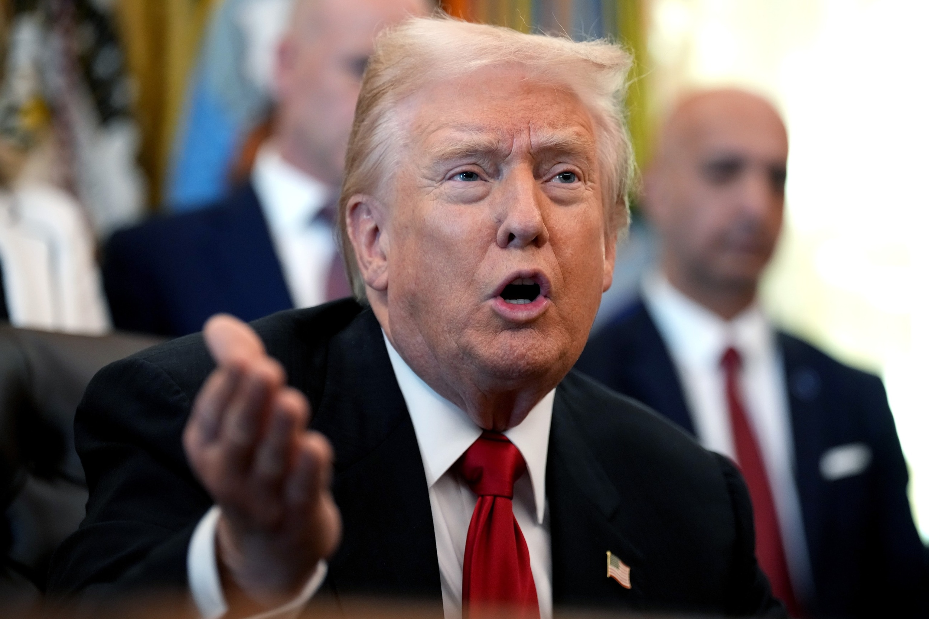 trump-says-he-ll-issue-2-000-tariff-dividend-to-all-except-high