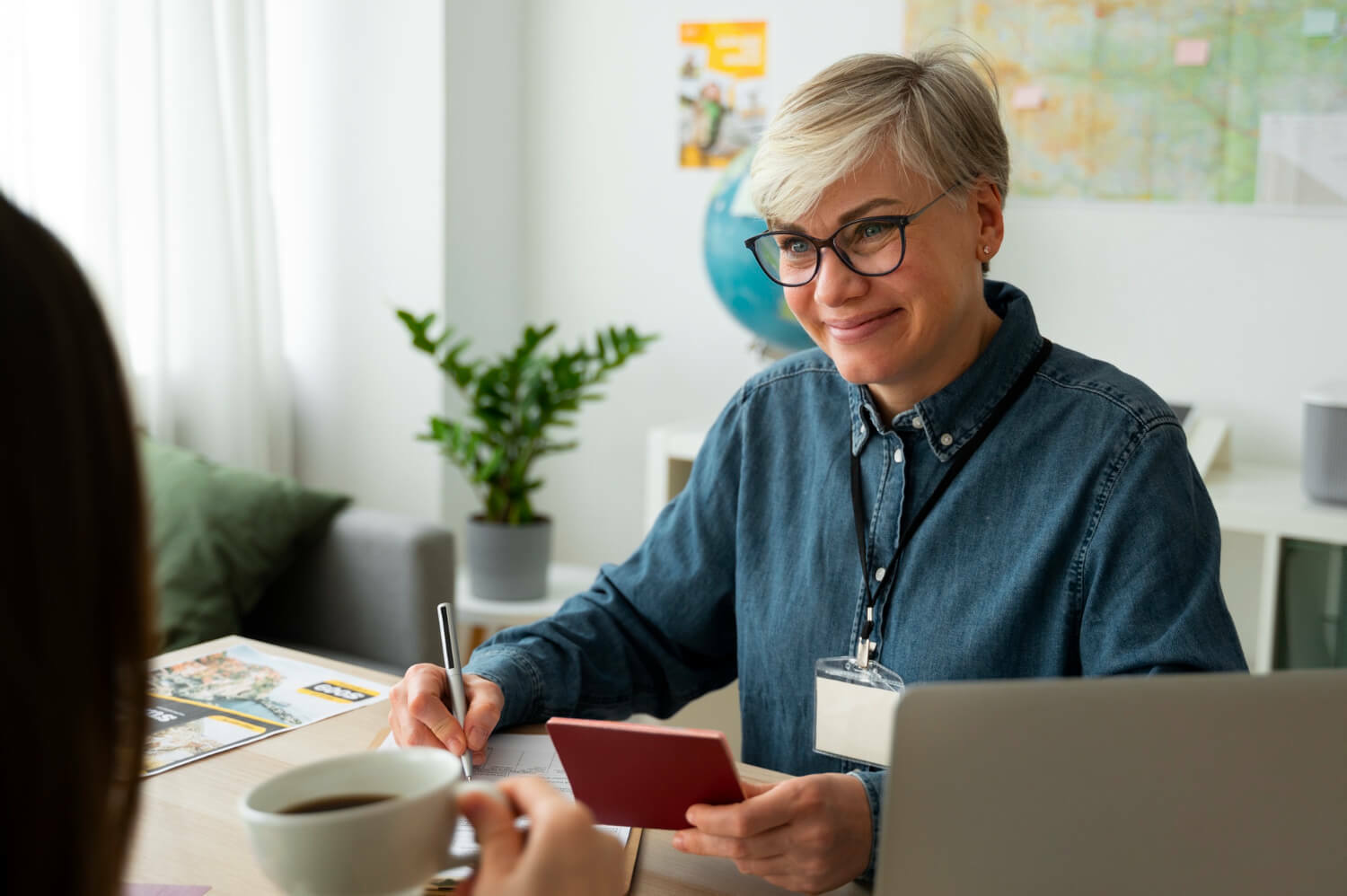 What Can Be the Pros of 403(b) Plans, Plus Comparison With Alternatives